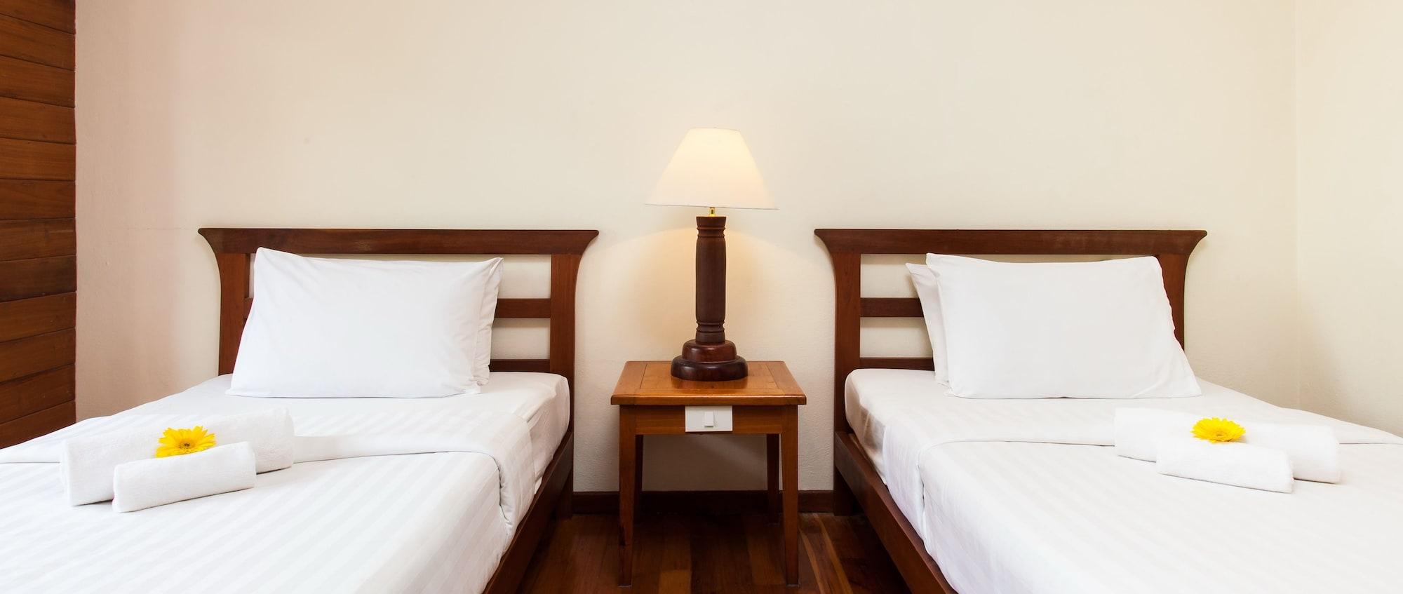 Riverhouse-The Teak House แม่สะเรียง ภายนอก รูปภาพ