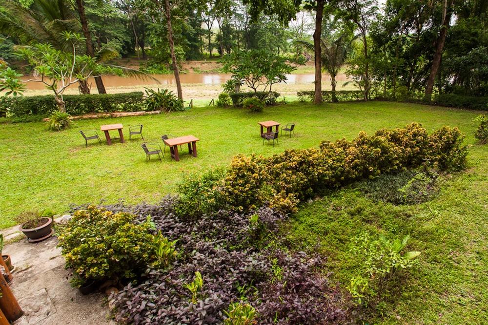 Riverhouse-The Teak House แม่สะเรียง ภายนอก รูปภาพ