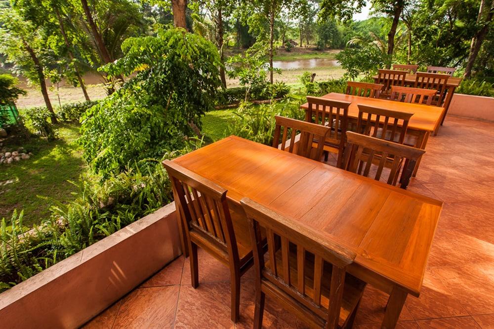 Riverhouse-The Teak House แม่สะเรียง ภายนอก รูปภาพ