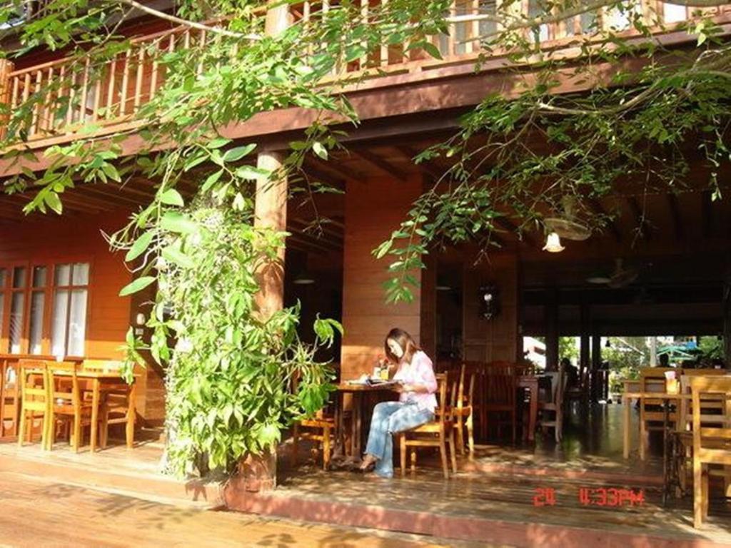 Riverhouse-The Teak House แม่สะเรียง ภายนอก รูปภาพ